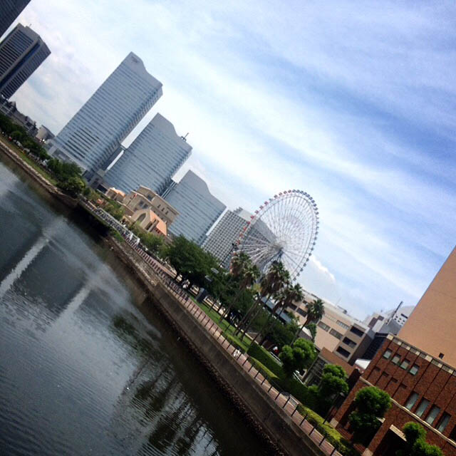 横浜